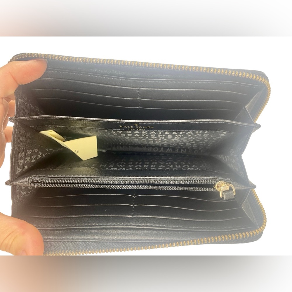 Kate Spade Shore Street Leather Black And Off White Striped Clutch Wallet - Picture 14 of 16